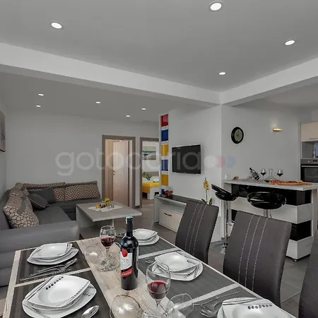 Luxury Poseidon - Free Parking Makarska